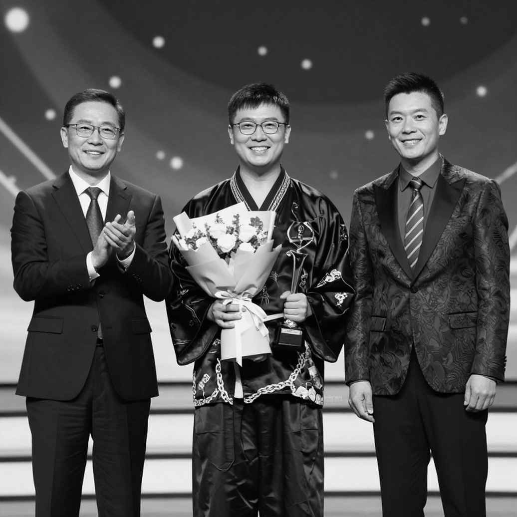 42–41: Singapore's First Fencing Medal, and the Ten-Touch Gap Korea Holds Up as a Mirror